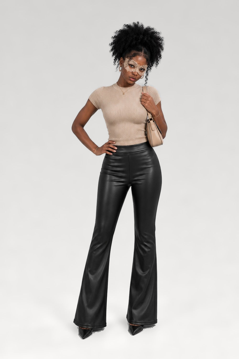 Pantalon évasé en simili cuir