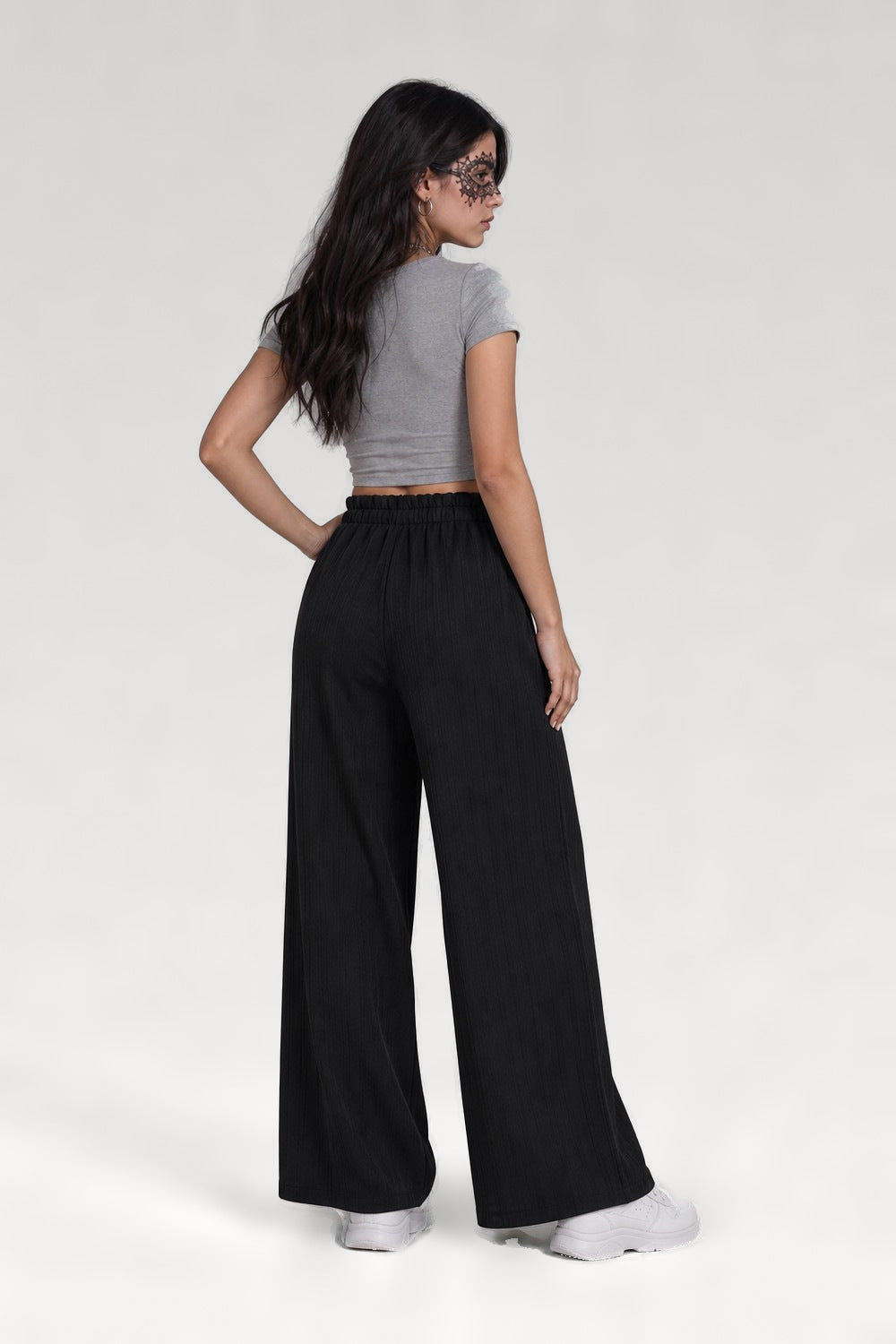 Pantalon rayé à ceinture nouée