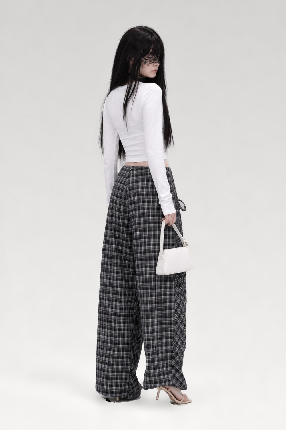 Pantalon large à carreaux rétro