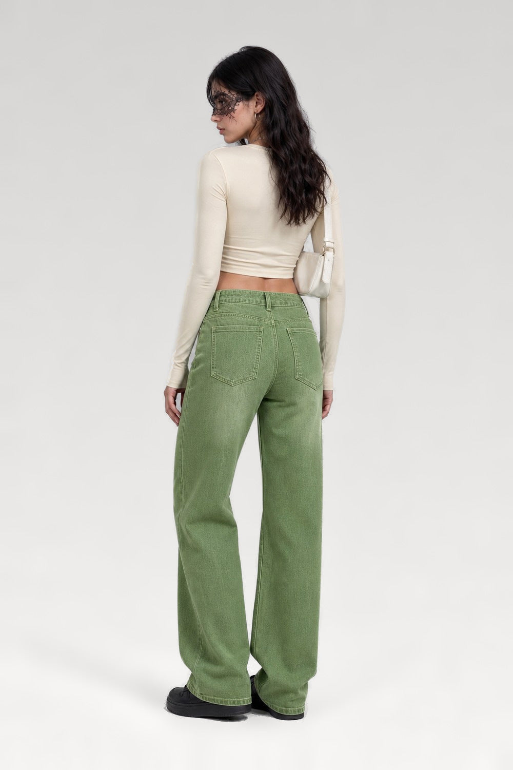 Jean large multi-boutons