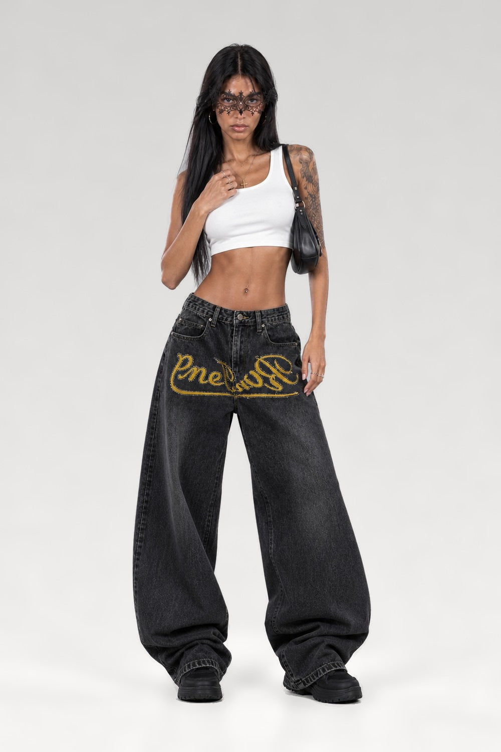 Jean baggy brodé de strass