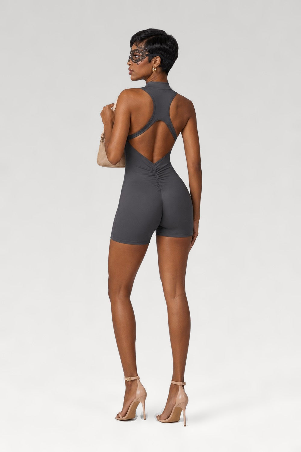 Combinaison short de yoga dos nu