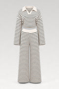 Ensemble rayé t-shirt et pantalon