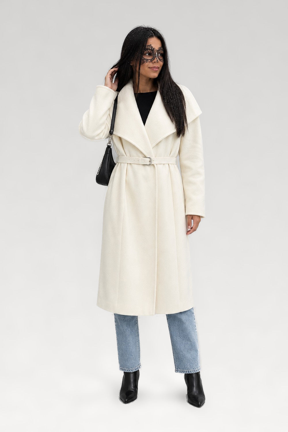 Manteau long en laine ceinturé