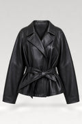 Trench court en faux cuir ceinturé